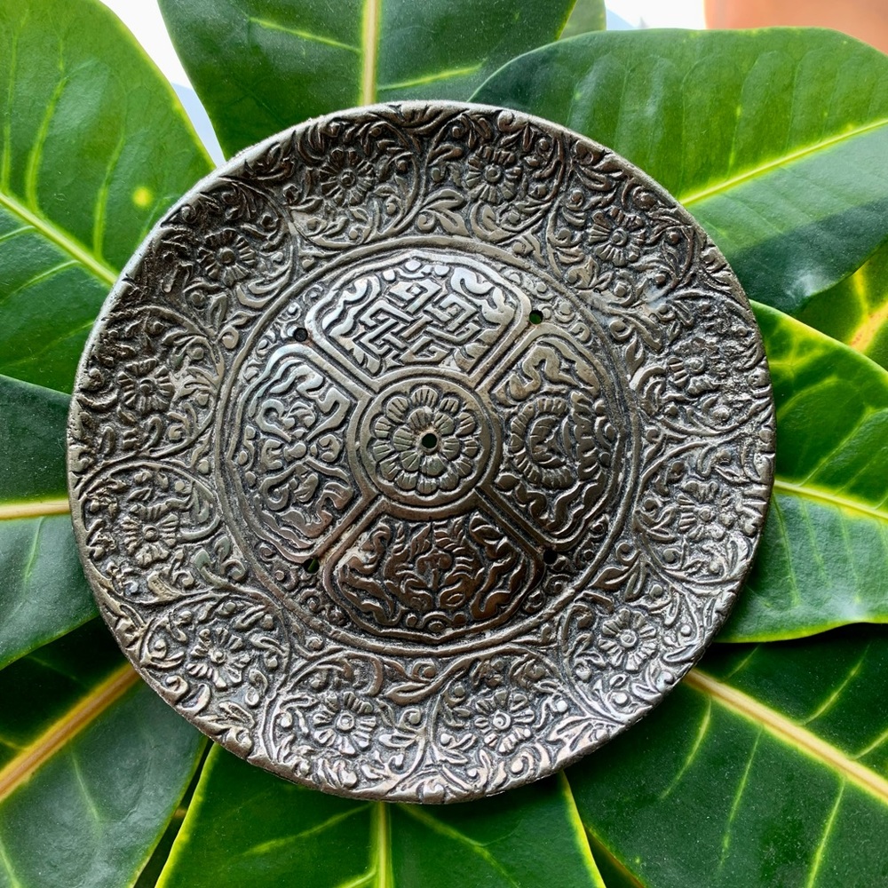 Metal Round Incense Burner